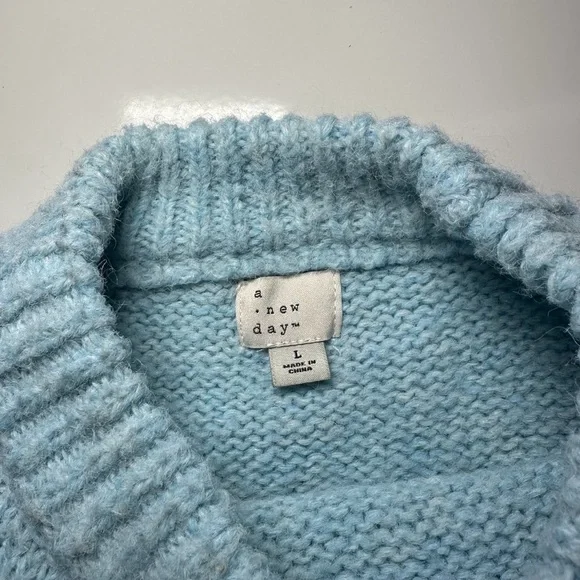 a new day Men's Light Blue Crewneck Sweater - Picture 3 of 3